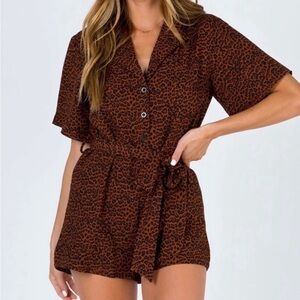 Cheetah / Leopard Print Princess Polly Romper Size US 4